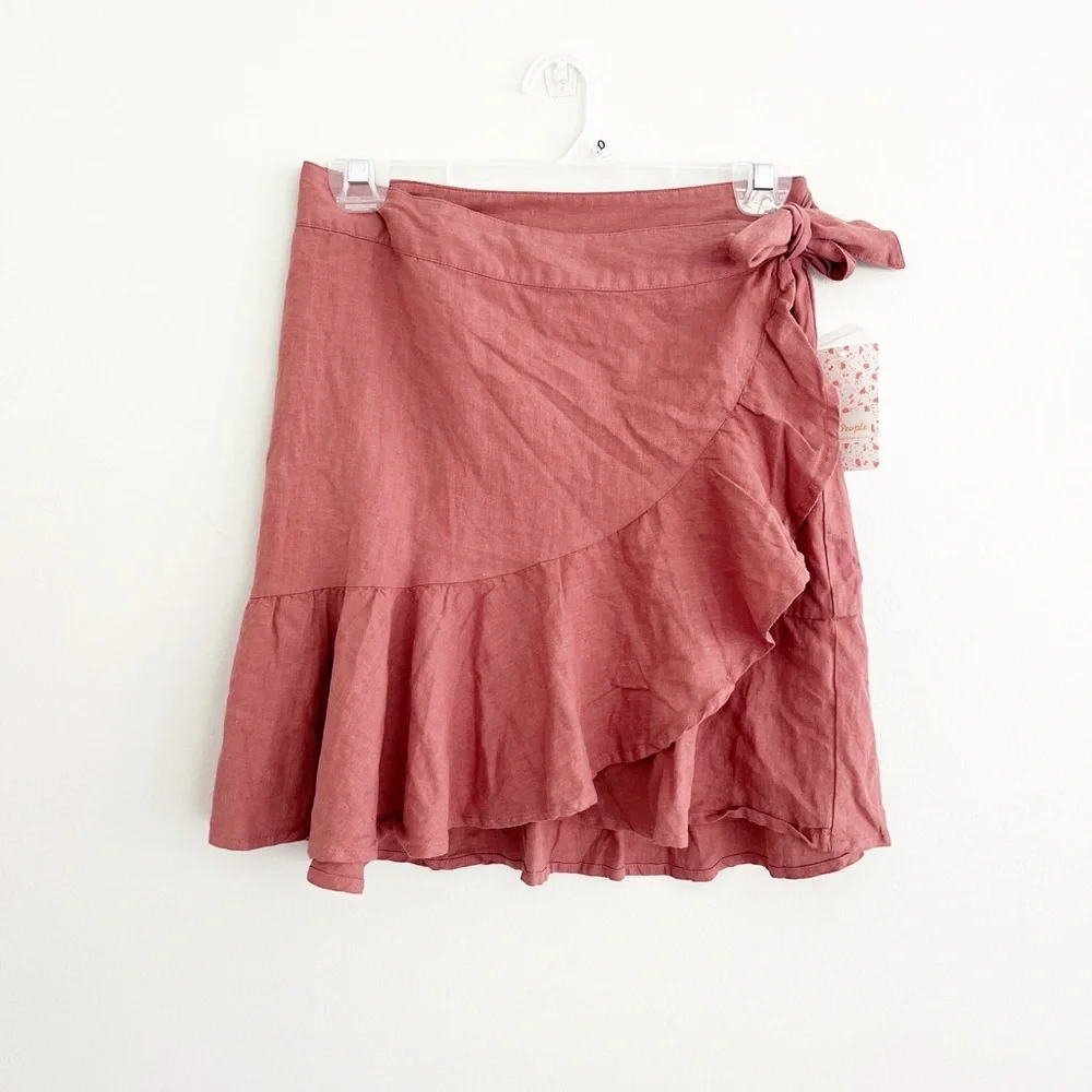 NWT Free People Ruffle My Feathers Mini Skirt in Rose - Picture 2 of 5